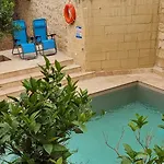 Dar Tan-nanniet - House Of Character With Private Pool