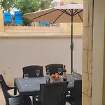 Dar Tan-nanniet - House Of Character With Private Pool *