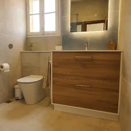 Dar Tan-nanniet - House Of Character With Private Pool