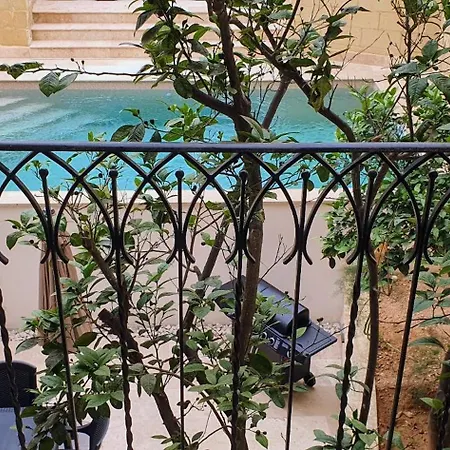 Hébergement de vacances Dar Tan-nanniet - House Of Character With Private Pool Żejtun